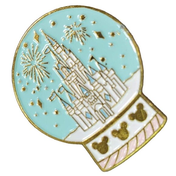 Cinderella Castle Globe Lapel Pin Princess Snow Globe Brooch Badge Pin Jewelry - Picture 1 of 6